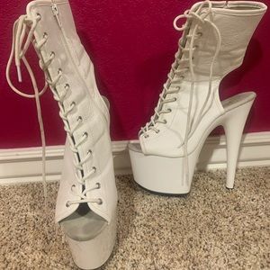Pleaser 7 inch Size 9